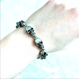 Silver Skeleton Skull Head Charm Link Bracelet